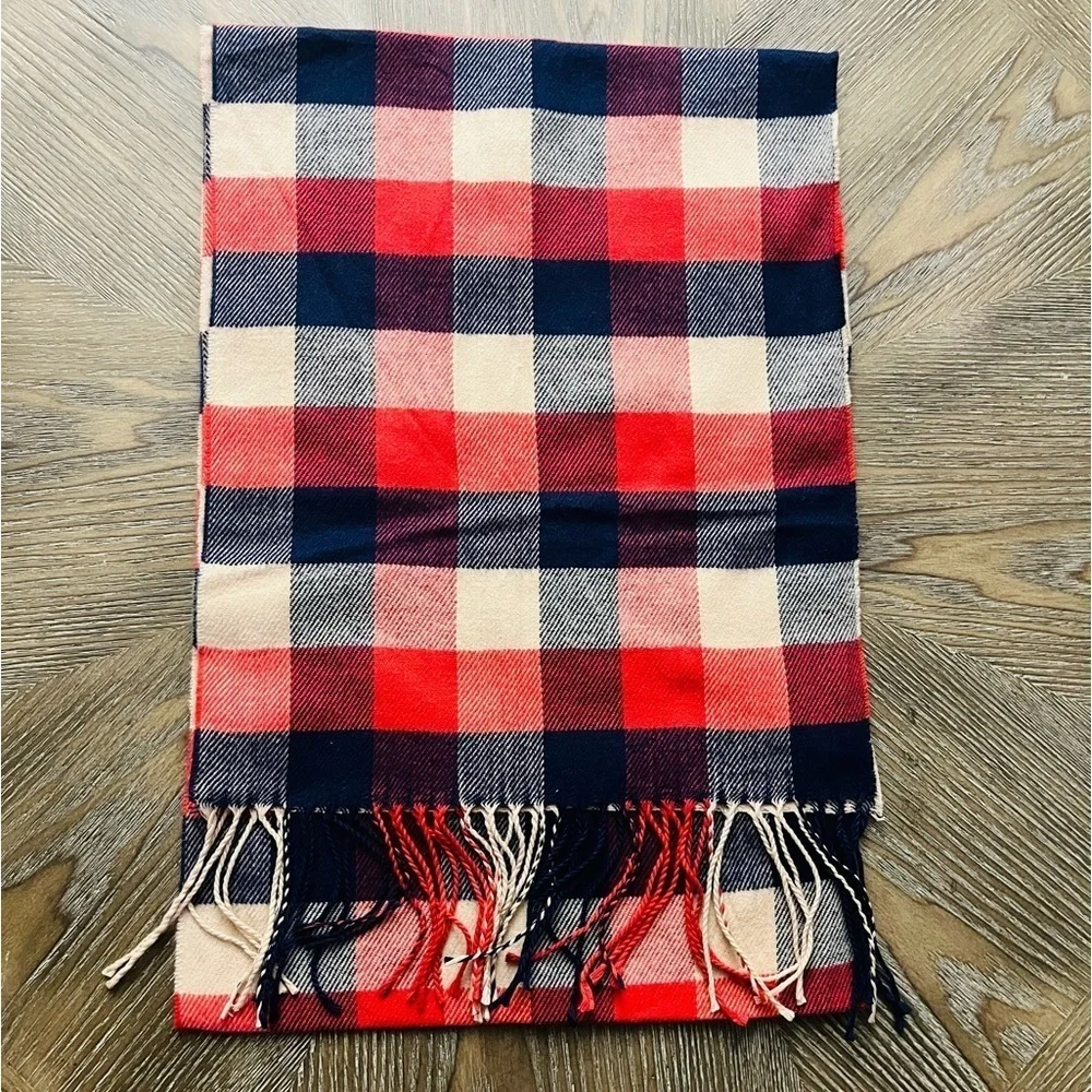 Scarf new
